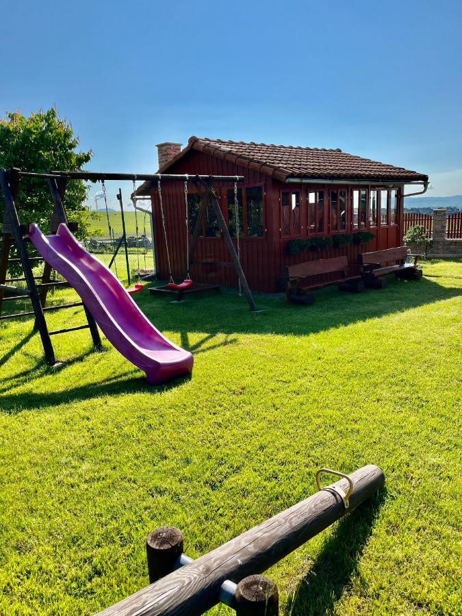 Privat U Eriky Hotel Stará Lesná Buitenkant foto